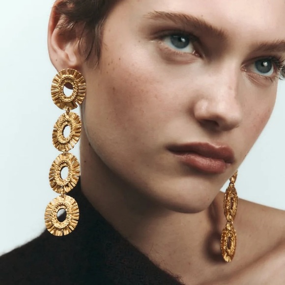 Zara Gold Iced Diamond in a Raw Big Fan Drop Suns Dangle Floral Pin Earrings - Picture 12 of 16